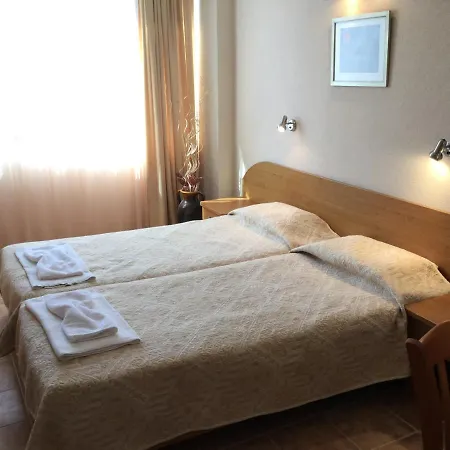 Park Hotel Briz-3
